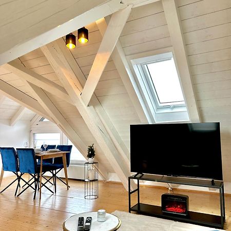 Zentrale Wohnung Mit Dachterasse 布雷根茨 外观 照片