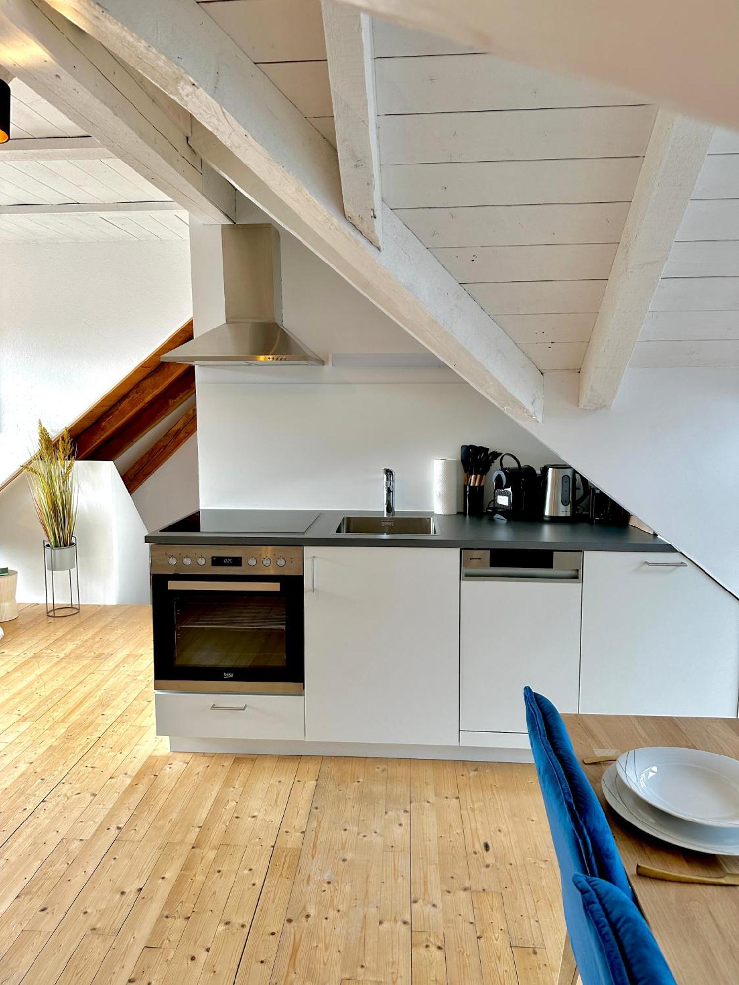 Zentrale Wohnung Mit Dachterasse 布雷根茨 外观 照片