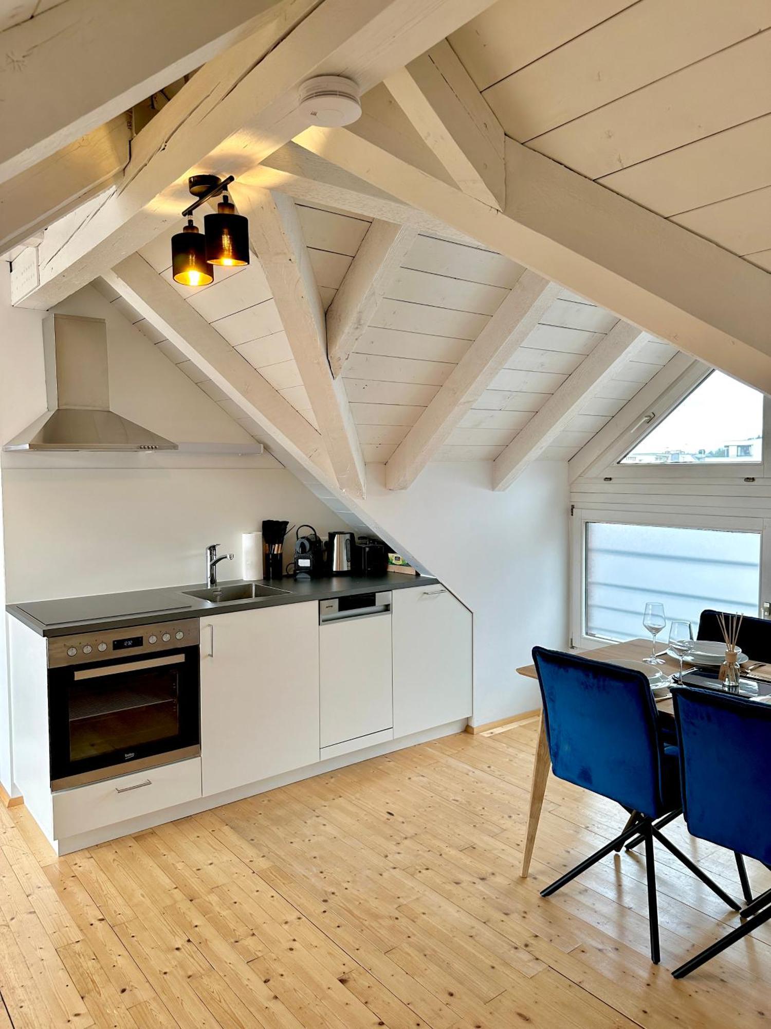 Zentrale Wohnung Mit Dachterasse 布雷根茨 外观 照片